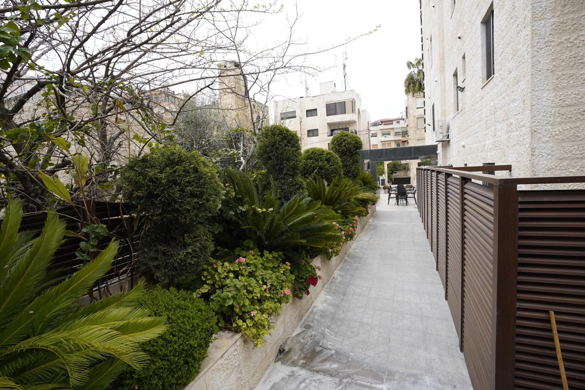 Naylover Hotel Suites Amman Dış mekan fotoğraf