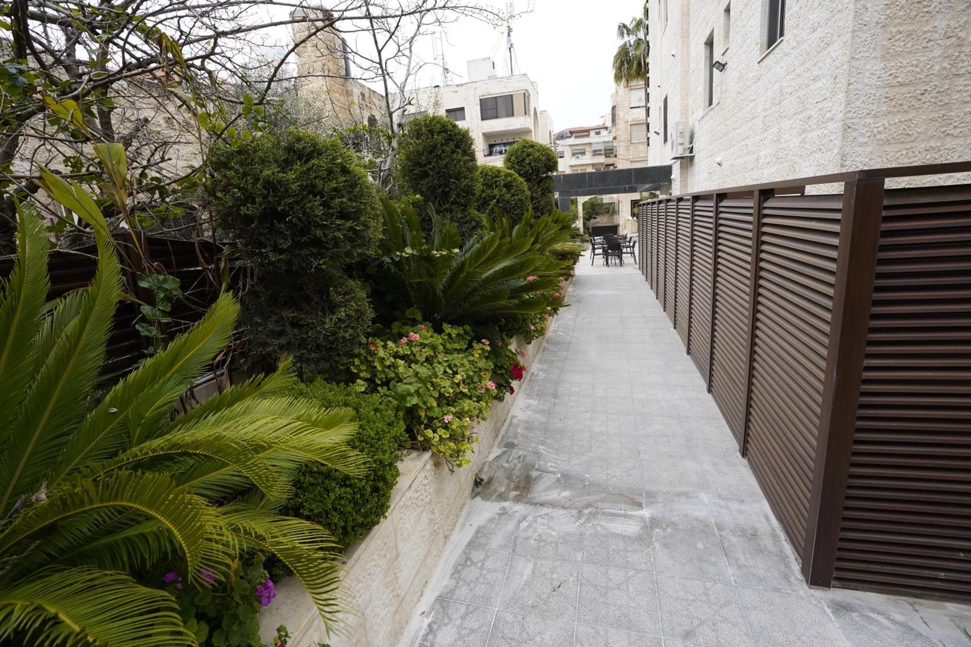Naylover Hotel Suites Amman Dış mekan fotoğraf