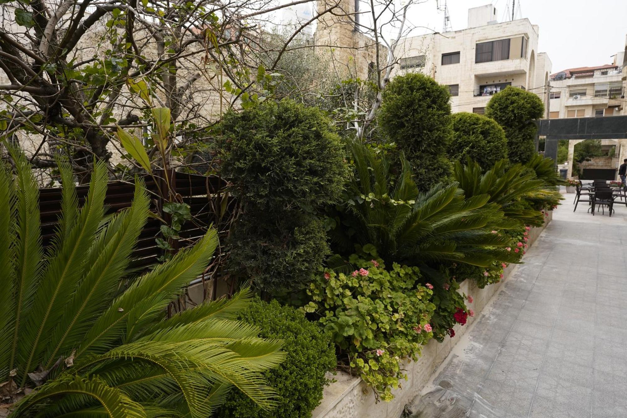 Naylover Hotel Suites Amman Dış mekan fotoğraf