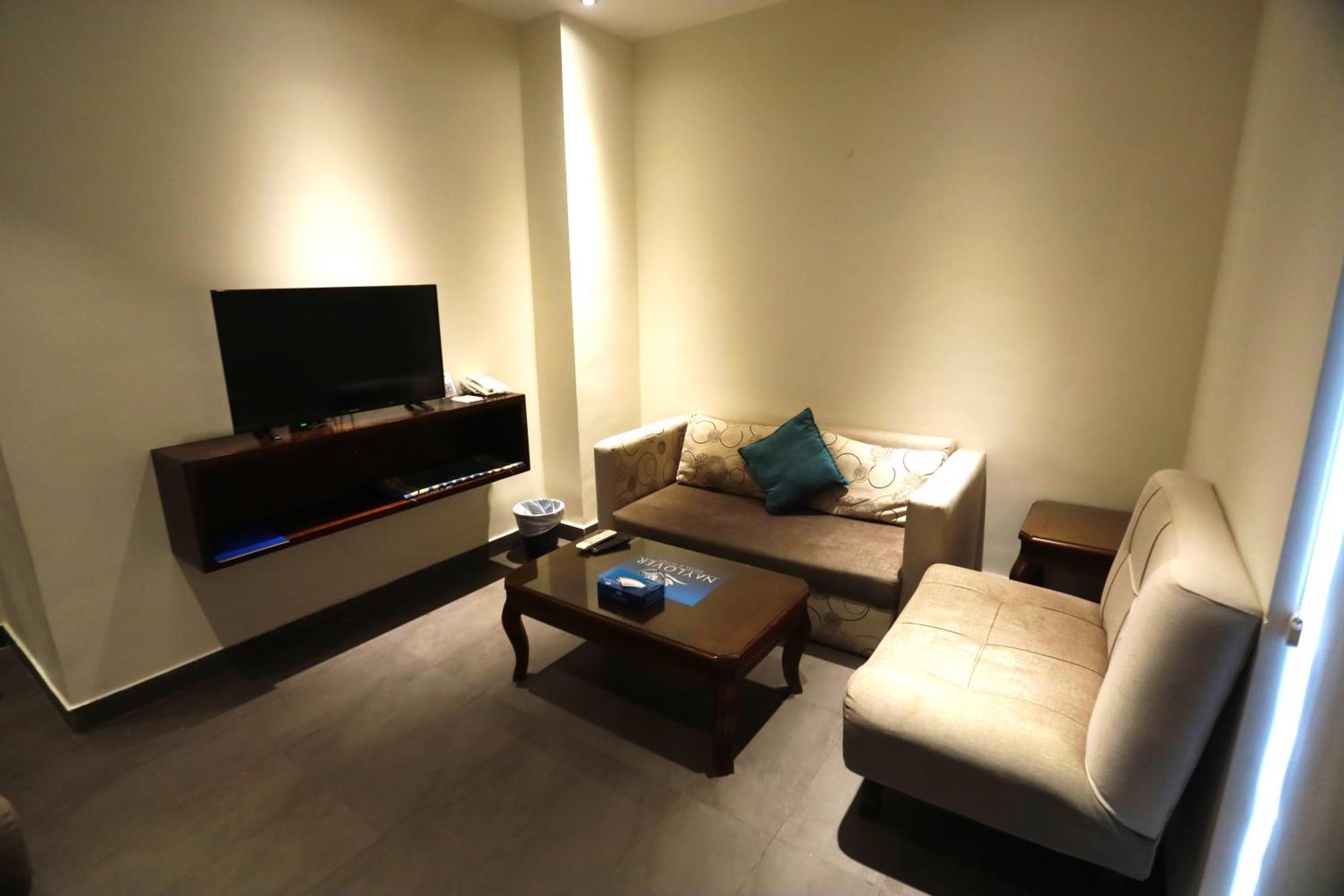 Naylover Hotel Suites Amman Dış mekan fotoğraf