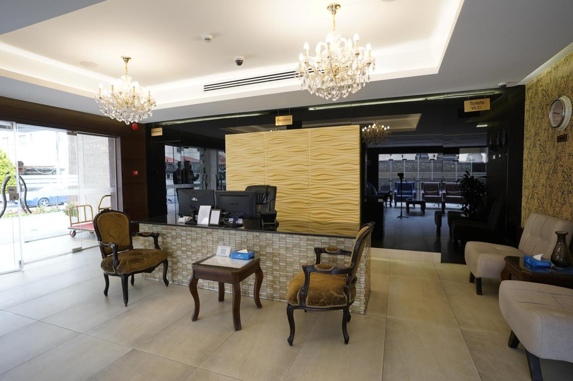 Naylover Hotel Suites Amman Dış mekan fotoğraf