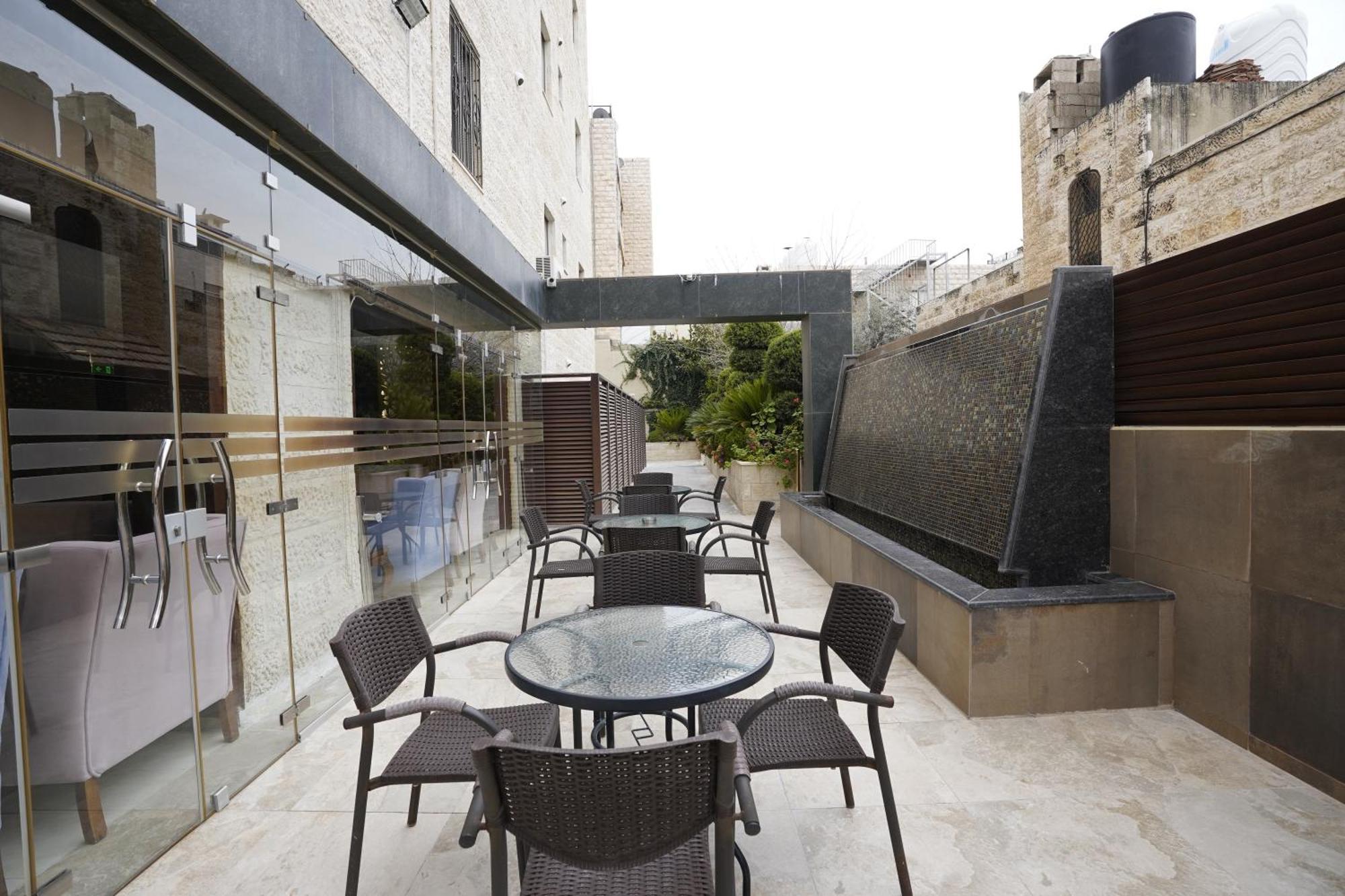 Naylover Hotel Suites Amman Dış mekan fotoğraf