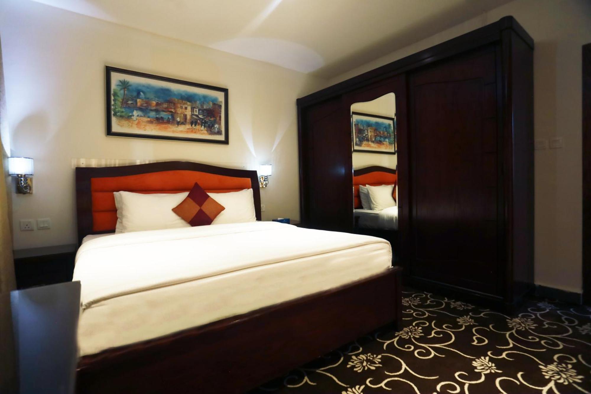 Naylover Hotel Suites Amman Dış mekan fotoğraf